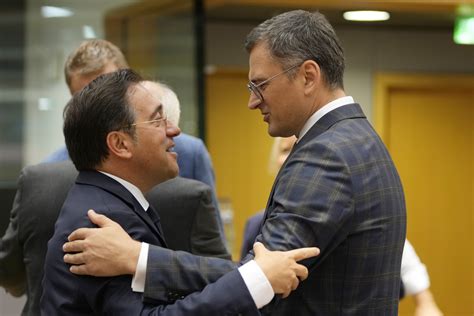 EU's top diplomat ramps up pressure on Ukraine's backers to .